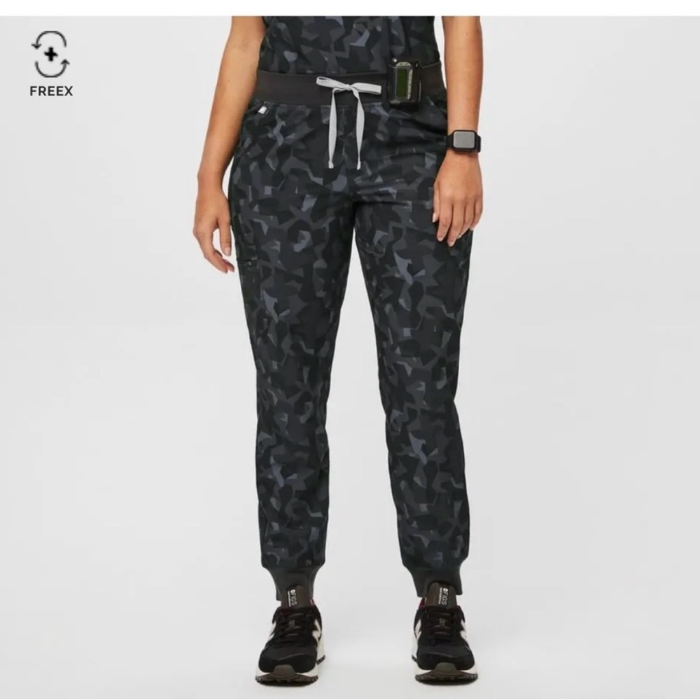 Figs Camo Bonsai Pants XSP